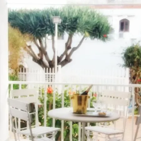 Apartment Coral Mondello *