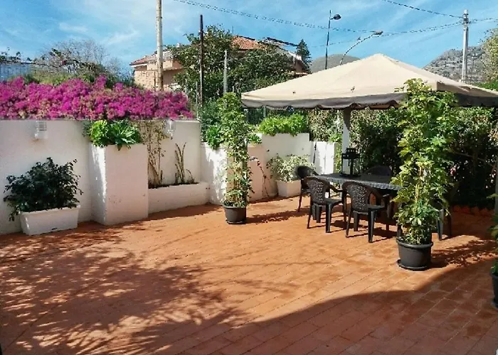 Coral Mondello * Palermo